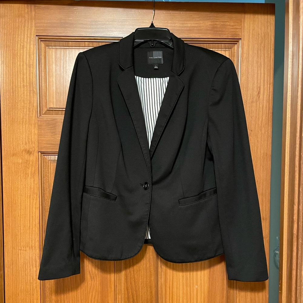 The Limited black blazer